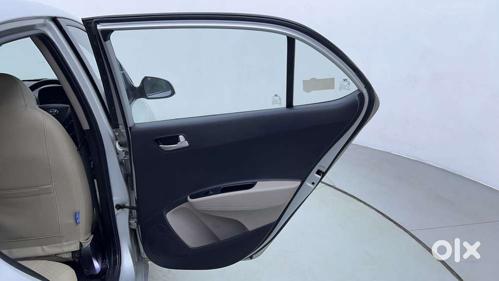 Hyundai Xcent [2017-2020] 1.2 Sx At (o), 2015, Petrol