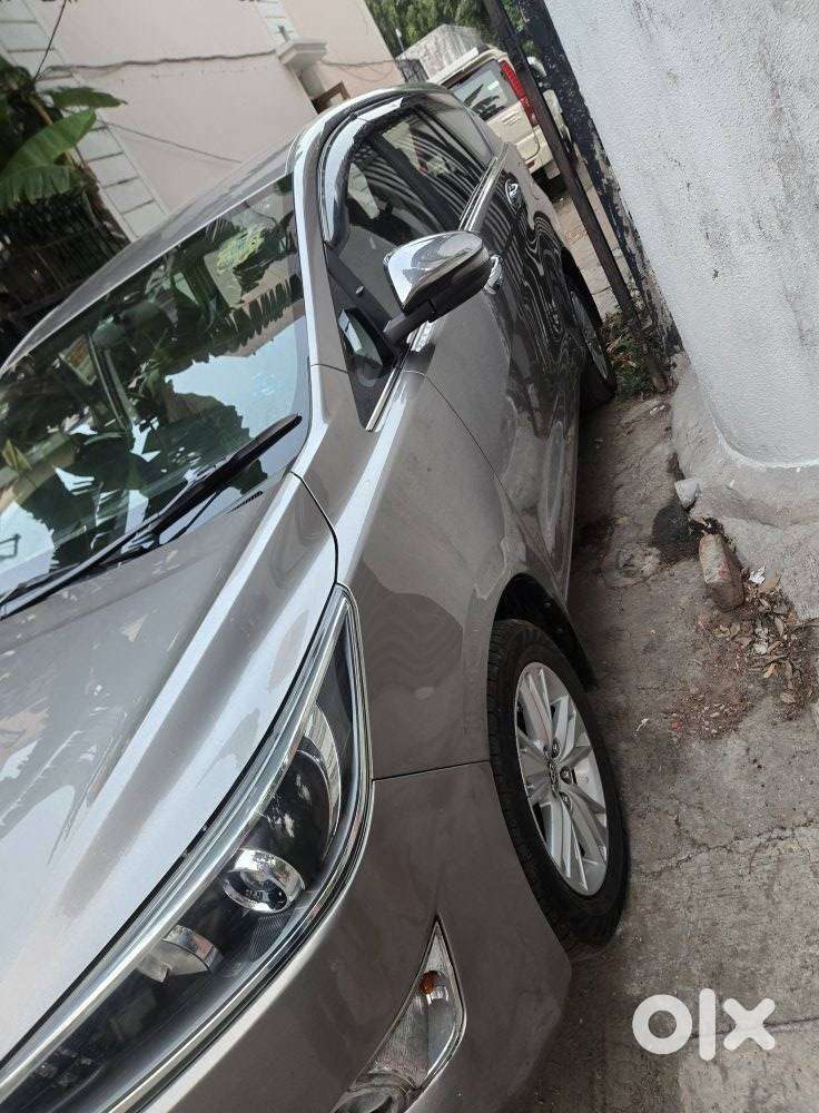 Toyota Innova Crysta 2.8z Automatic, 2018, Diesel