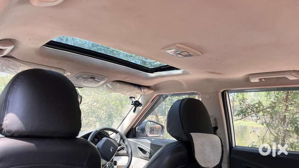 Mahindra Xuv300 2024