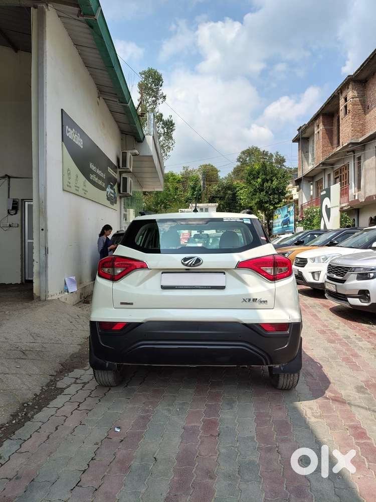 Mahindra Xuv300 1.2 W6 Amt Petrol, 2022, Petrol