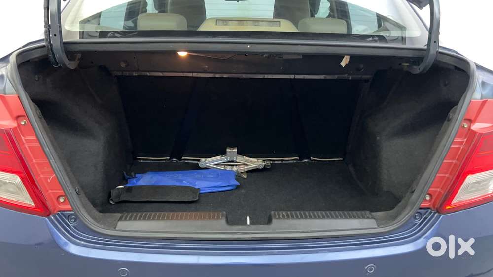 Maruti Suzuki Dzire 1.2 Zxi Amt, 2018, Petrol