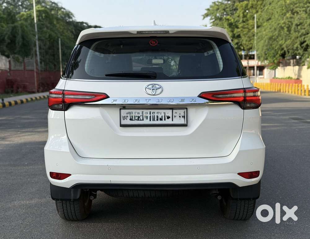 Toyota Fortuner [2021-ongoing] 2.8 2wd Diesel Mt, 2026, Diesel
