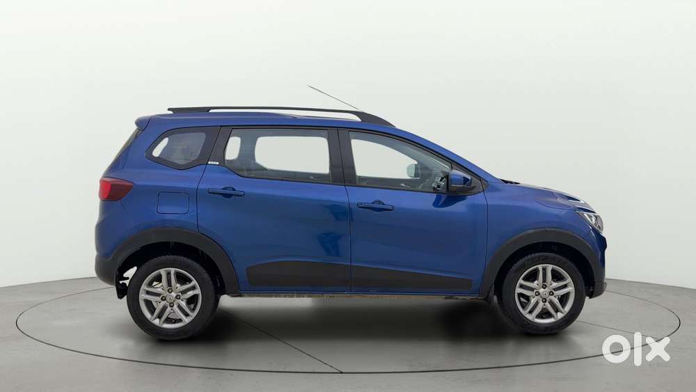Renault Triber Rxz, 2021, Petrol