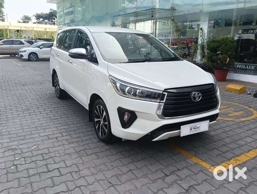 Toyota Innova Crysta [2020-ongoing] 2.4 Zx 7 Str, 2022, Diesel
