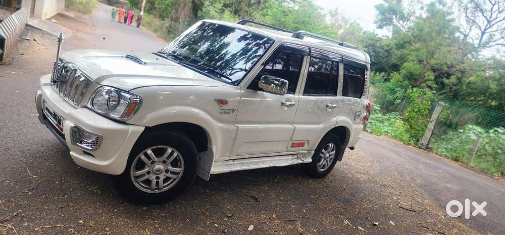 Mahindra Scorpio Vlx Airbags Bs Iii, 2013