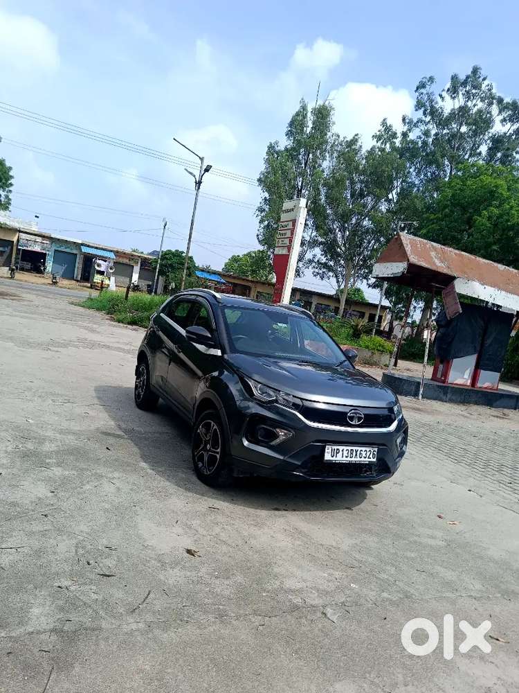Tata Nexon Top Model Sunroof Diesel