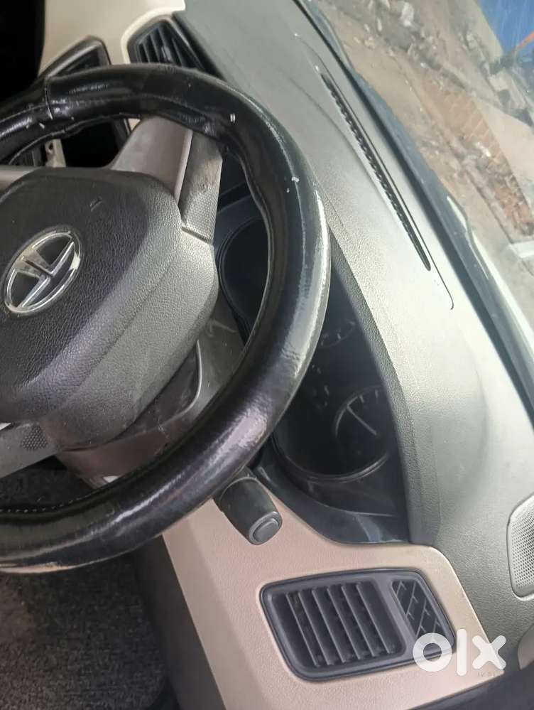 Tata Zest 2017 Diesel Well Maintained99440ac51143anroidreversecamara