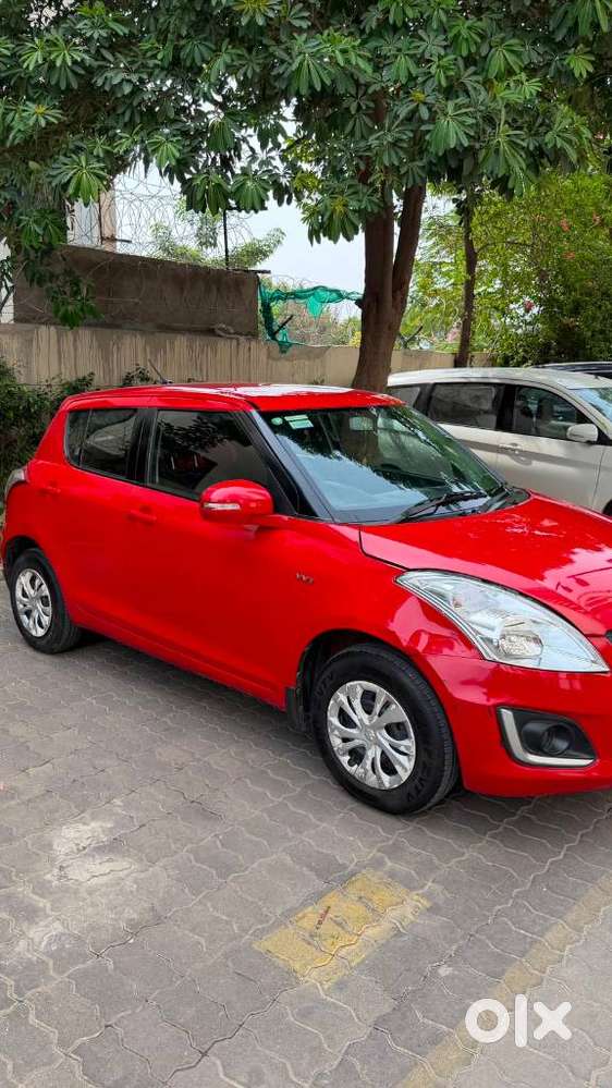 Maruti Suzuki Swift Vxi, 2015, Petrol