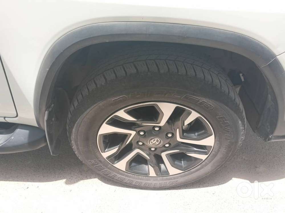 Toyota Fortuner Legender 4x2 At 2.8, 2023, Diesel