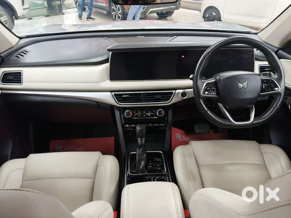 Mahindra Xuv700 Ax7 Awd, 2022, Diesel