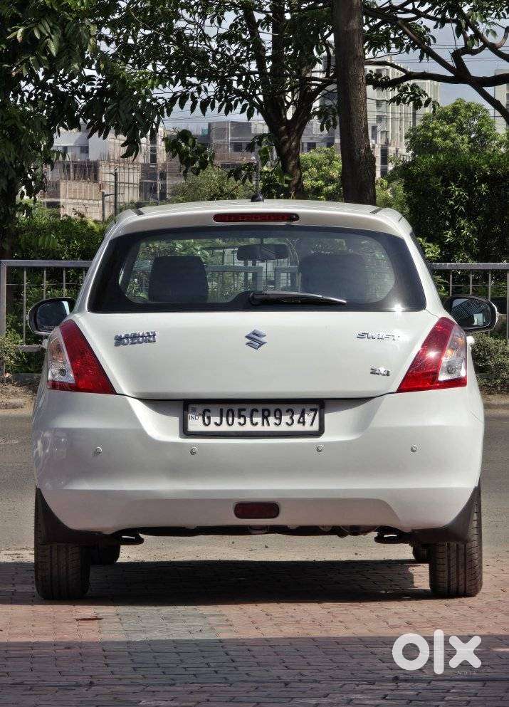 Maruti Suzuki Swift Zxi, 2011, Cng & Hybrids