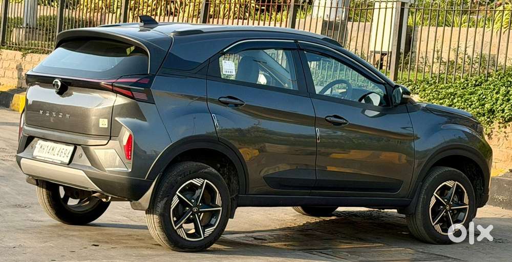 Tata Nexon, 2025, Petrol