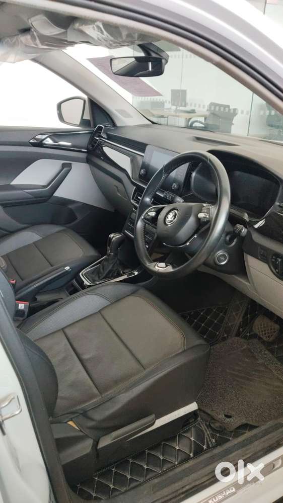 Skoda Kushaq 1.0 Tsi Style At, 2023, Petrol