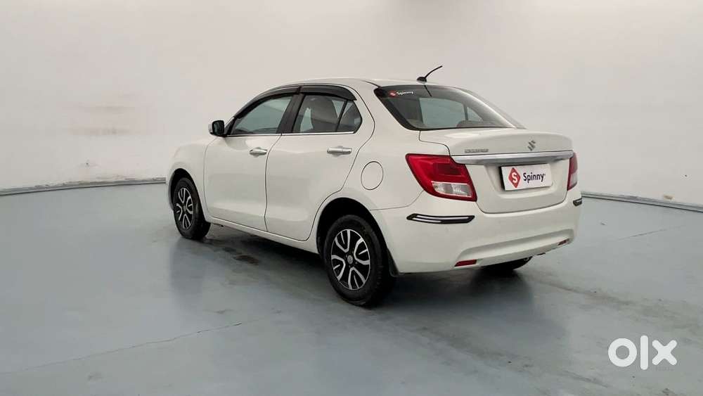 Maruti Suzuki Dzire Vxi Ags, 2022, Petrol