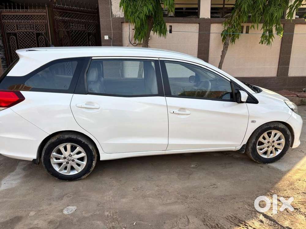 Honda Mobilio Diesel 2015