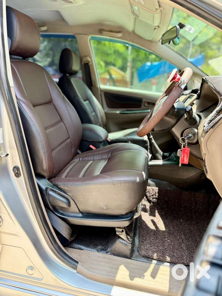 Toyota Innova 2.5 G (diesel) 7 Seater, 2016, Diesel