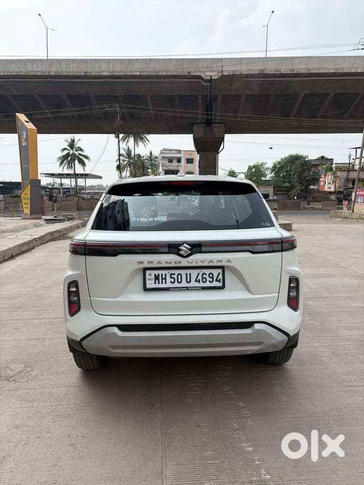 Maruti Suzuki Vitara Brezza Zxi +, 2023, Cng & Hybrids