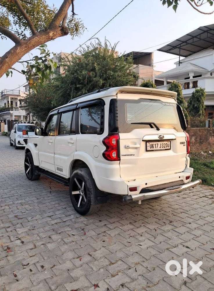 Mahindra Scorpio