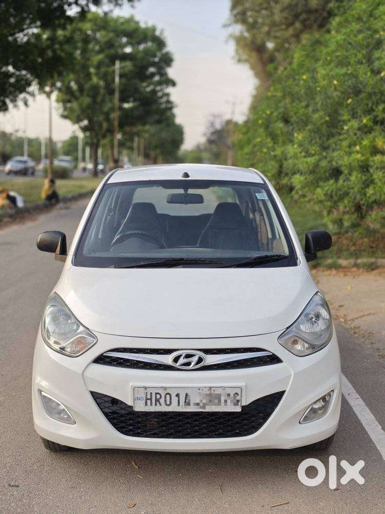 Hyundai I10 Sportz, 2014, Petrol