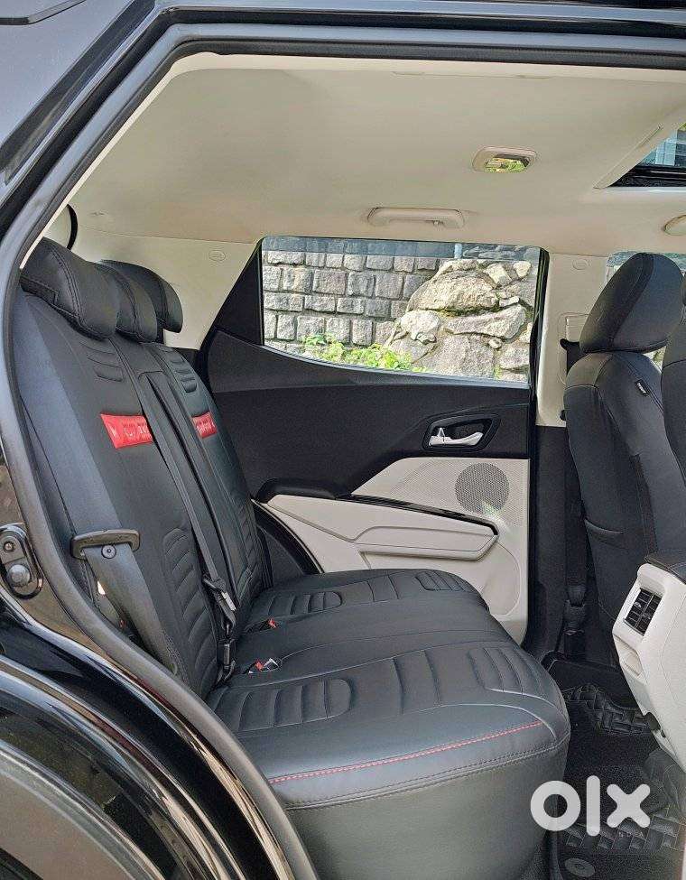 Mahindra Xuv 3xo Ax5 Ds Mt, 2024, Diesel