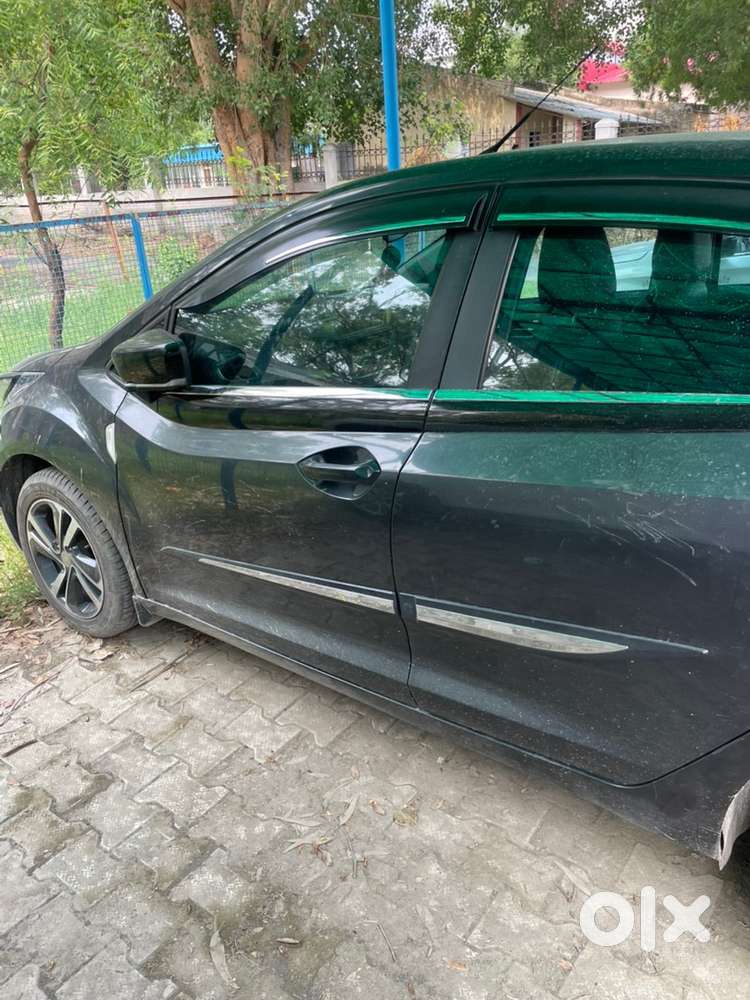 Tata Altroz 2020 Petrol Well Maintained