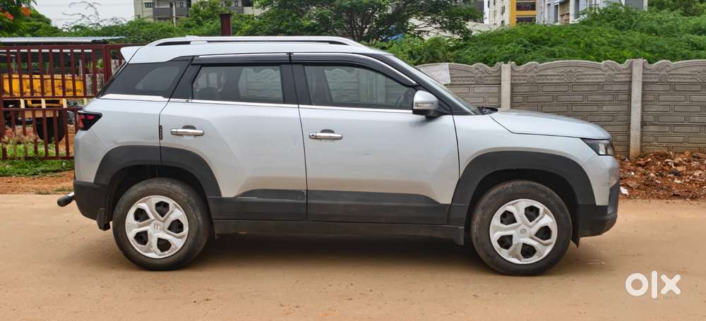 Maruti Suzuki Brezza 1.5 Vxi At Smart Hybrid, 2022, Petrol