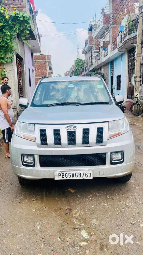 Mahindra Tuv 300 2016