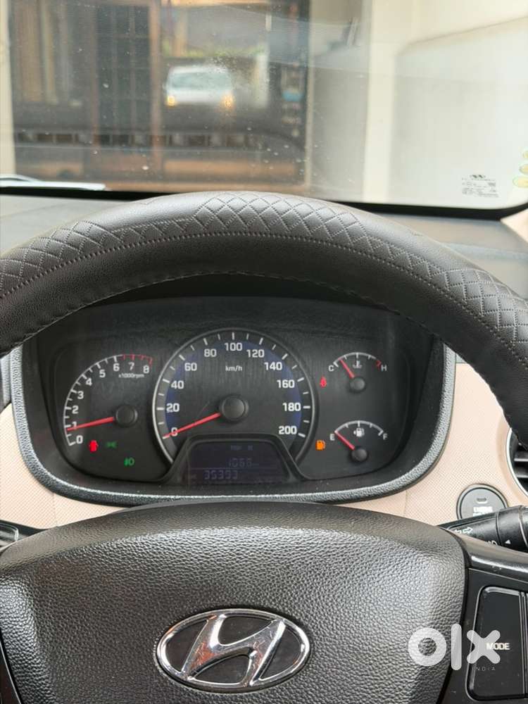 Hyundai Xcent Top Model Petrol 2014 Mint Condition