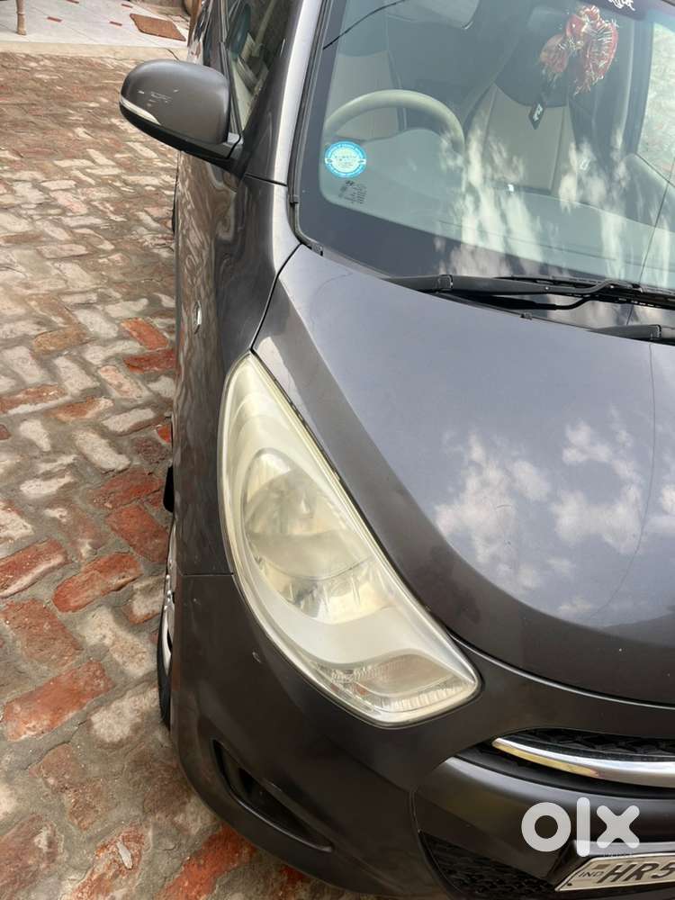 Hyundai I10 2012 Petrol 80000 Km Driven