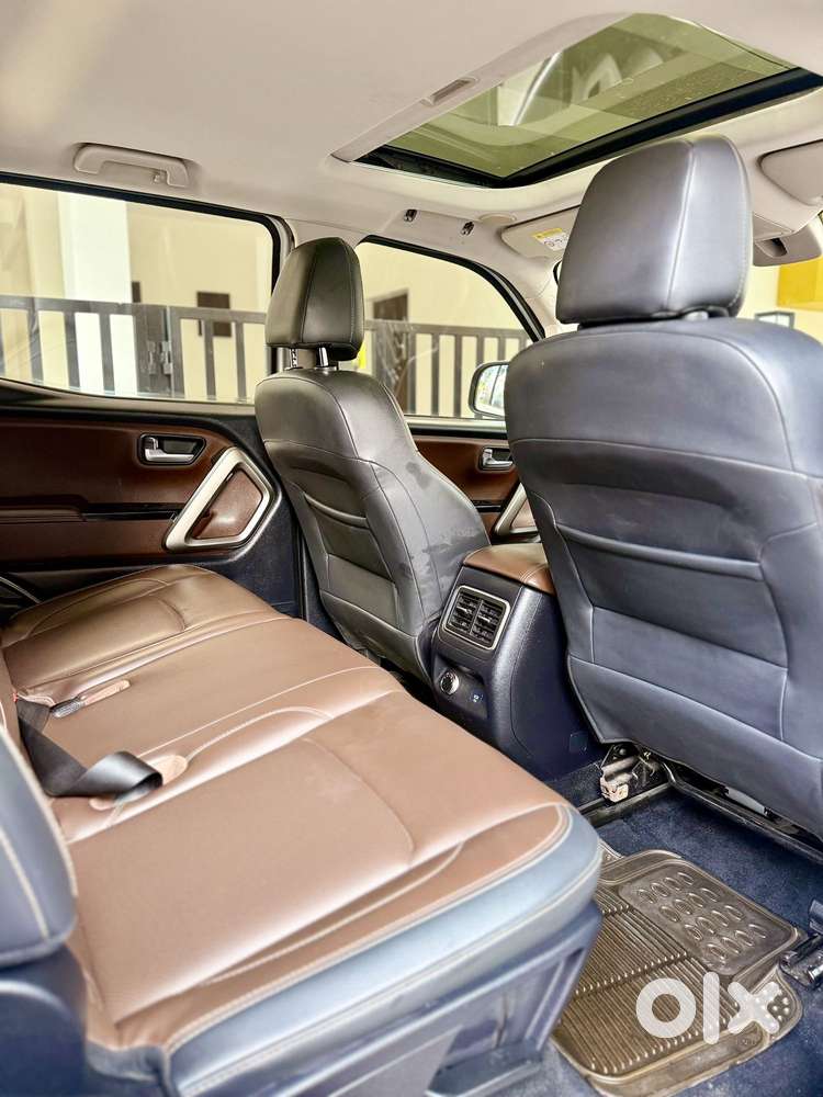 Mahindra Scorpio N Z8 L Petrol Mt 7 Str, 2023, Petrol