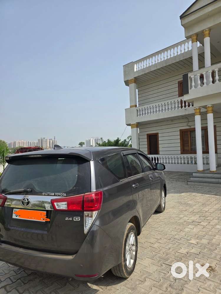 Toyota Innova Crysta 2017
