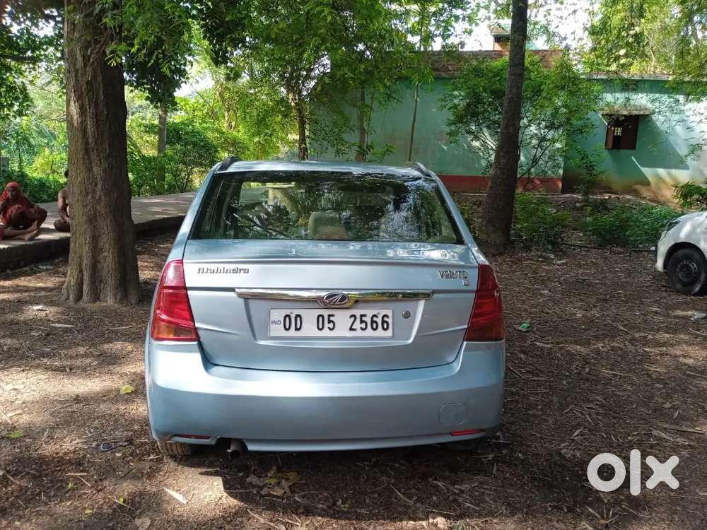 Mahindra Verito 1.5 D4 2012