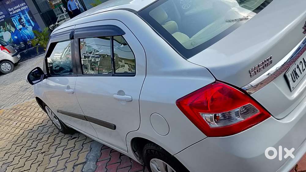 Maruti Suzuki Swift Dzire 1.2 Vxi Bsiv, 2013, Petrol