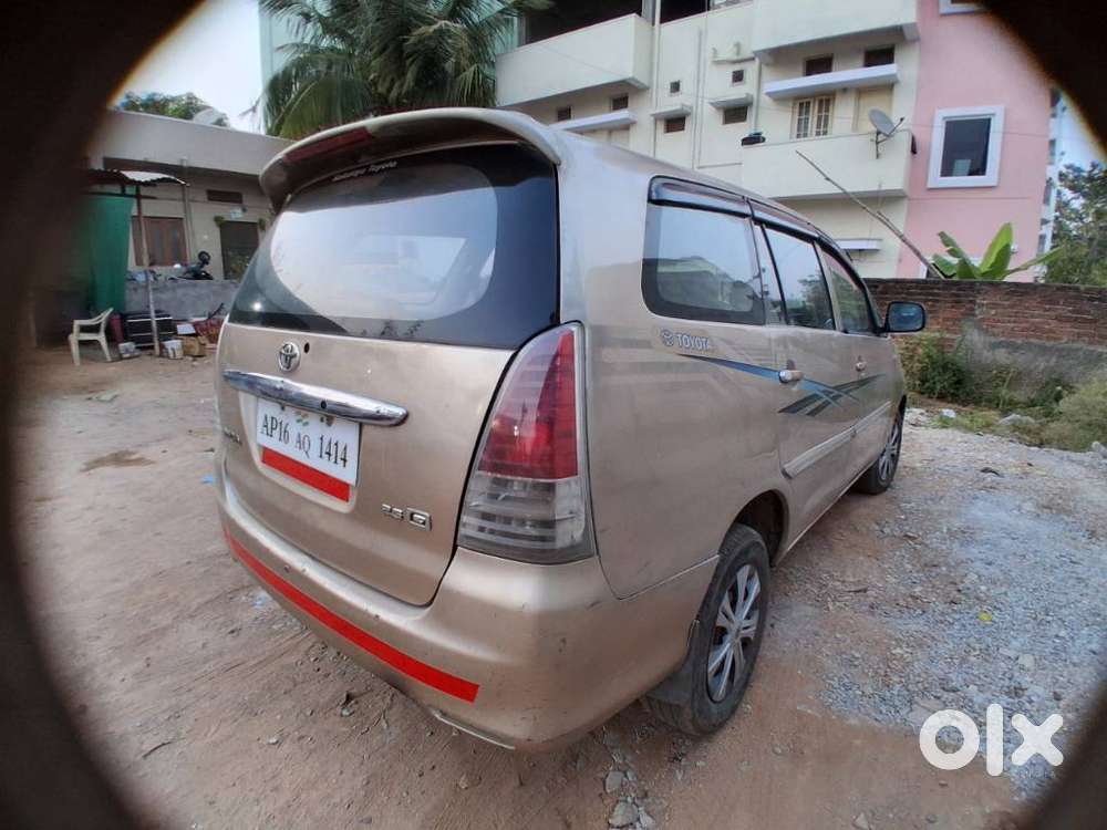 Toyota Innova 2.5 G (diesel) 8 Seater, 2005, Diesel