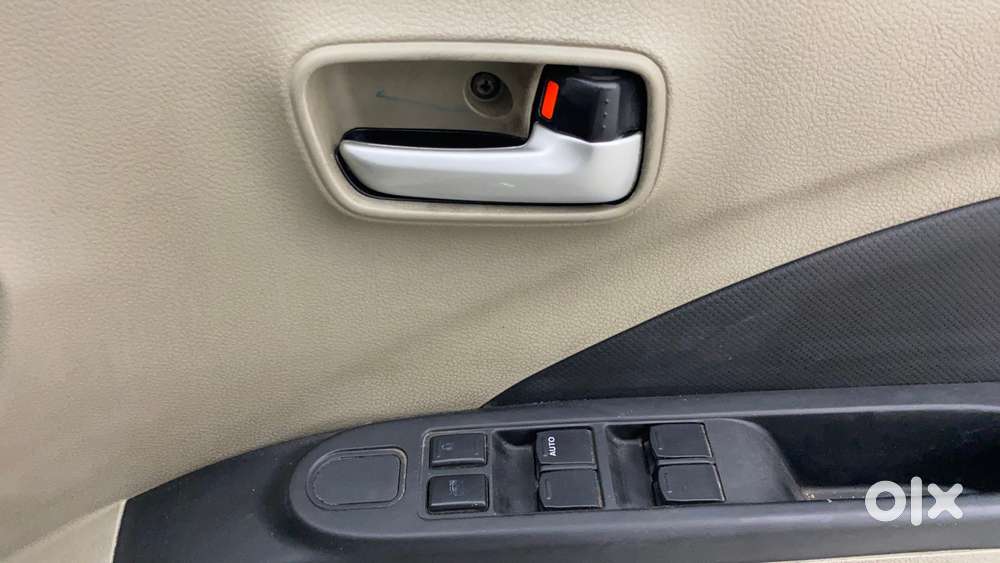 Maruti Suzuki Celerio 2014-2017 Vxi At, 2017, Petrol