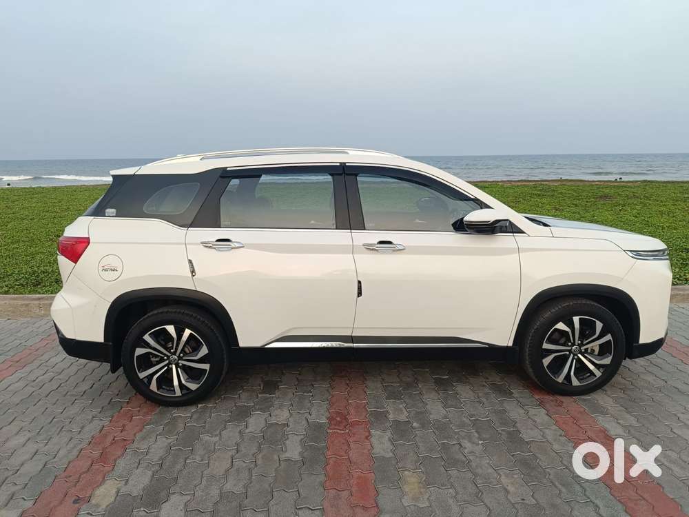 Mg Hector Plus Savvy Pro 1.5 Turbo Petrol Cvt 7 Str, 2024, Petrol