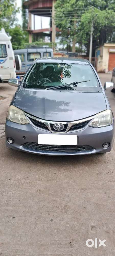 Toyota Etios 
Modle 2017
Peper Clear Fuel Diesel ️ 
Full Original Con