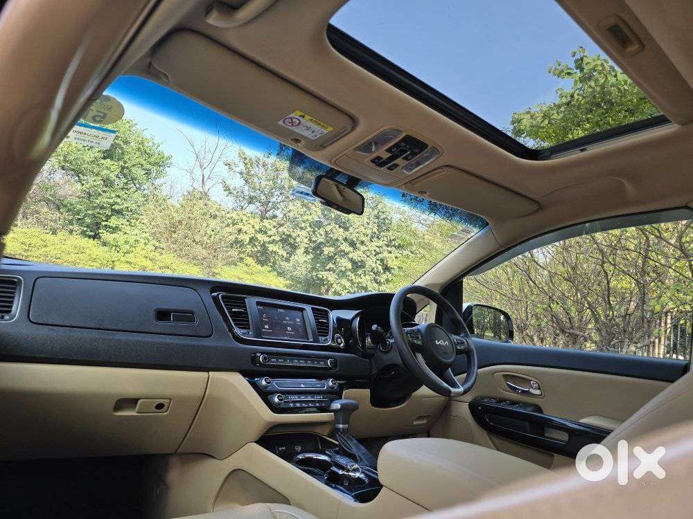 Kia Carnival Limousine Plus 7 Str, 2022, Diesel