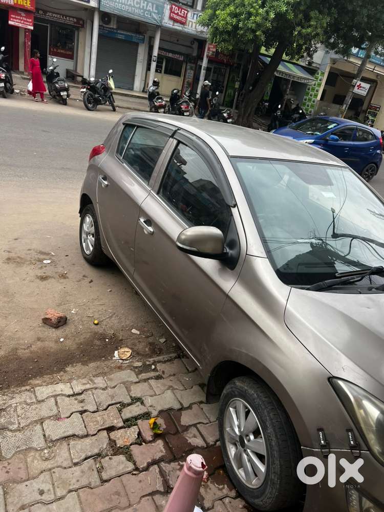 Hyundai I20 Sportz Petrol 2013