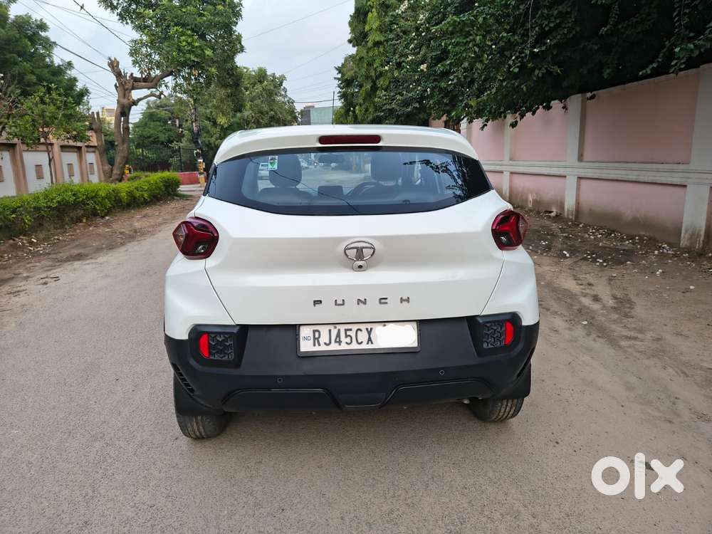 Tata Punch Accomplished, 2023, Petrol