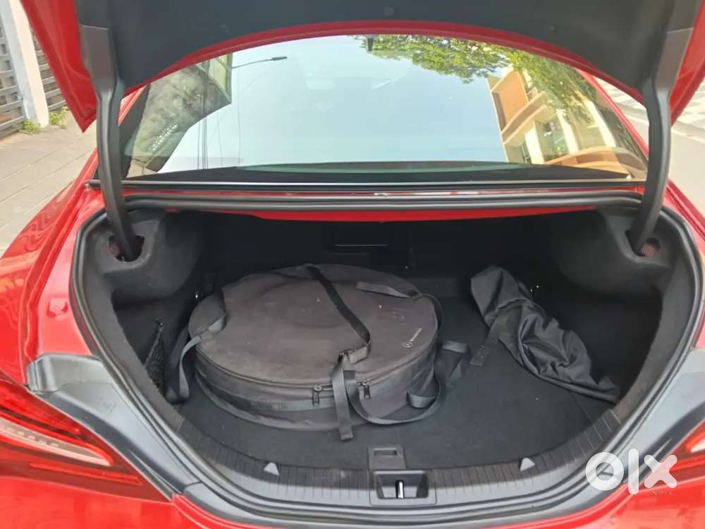 Mercedes-benz Cla 2017 Diesel 78000 Km Driven Company Service
