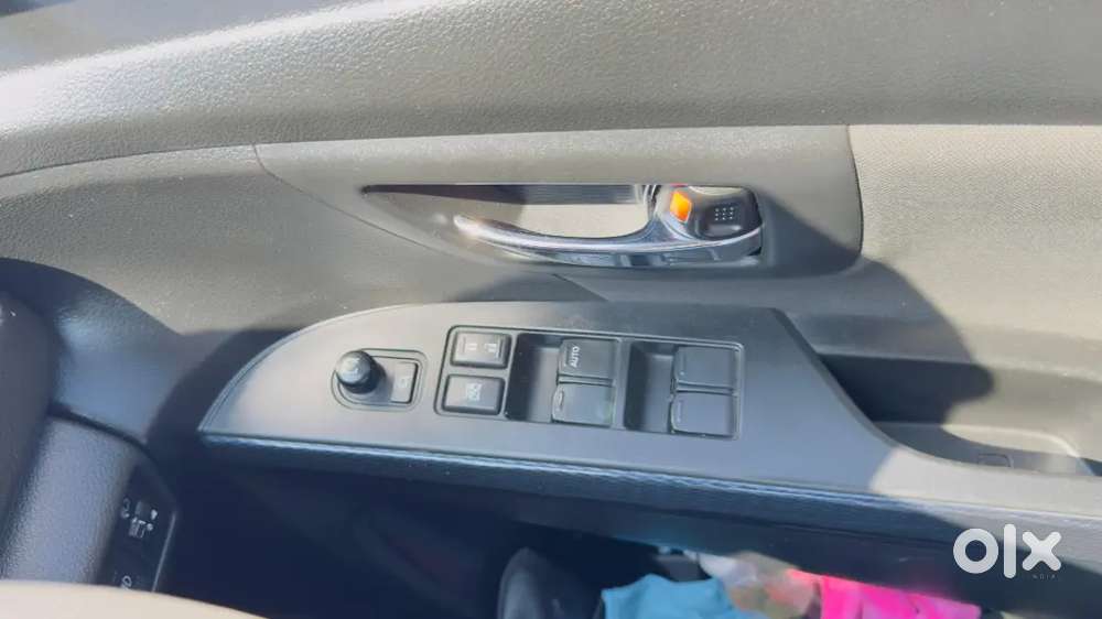 Maruti Nexa S Cross 1.5l Petrol Mannual Single Hand Driven