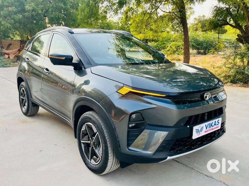 Tata Nexon Fearless Plus S Purple 1.2 Revotron Petrol 7dca Dt, 2023,..