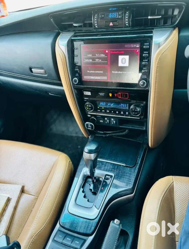 Black Toyota Fortuner Oct 2023.