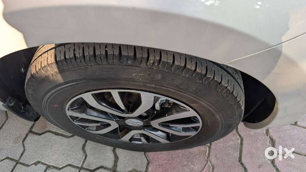 Maruti Suzuki Swift Vvt Vxi, 2021, Petrol
