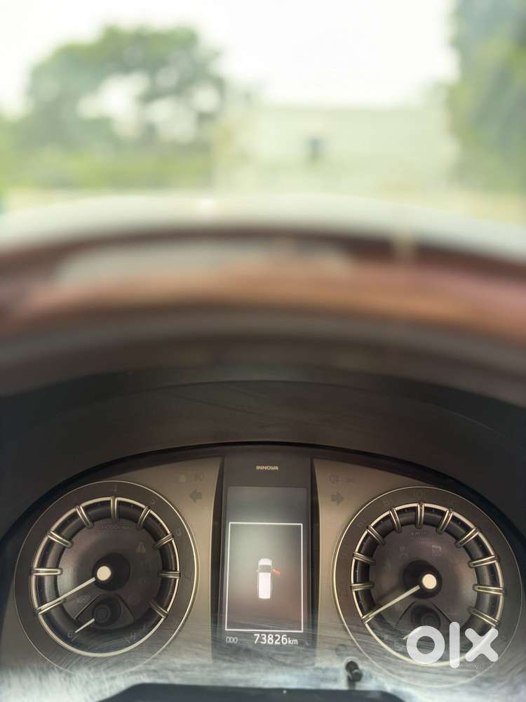 Toyota Innova Crysta 2.7 Zx At, 2017, Petrol