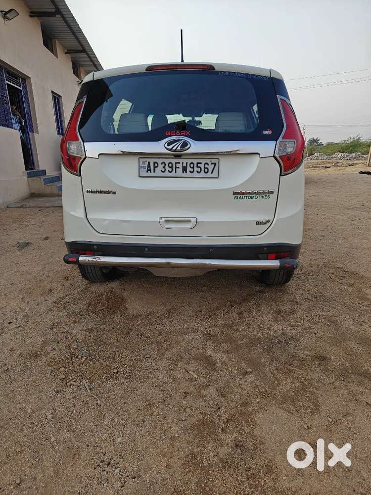 Mahindra Marazzo Diesel 2020 Car