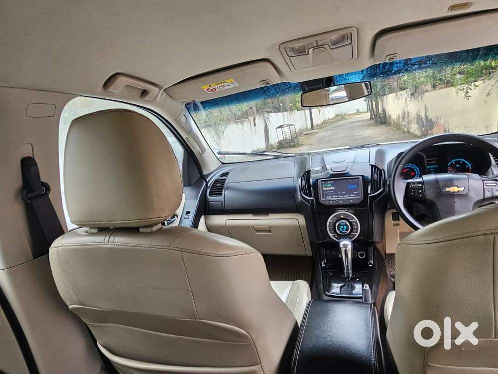 Exclusive American Muscle Suv Trailblazer 8 Seater Like Brand New