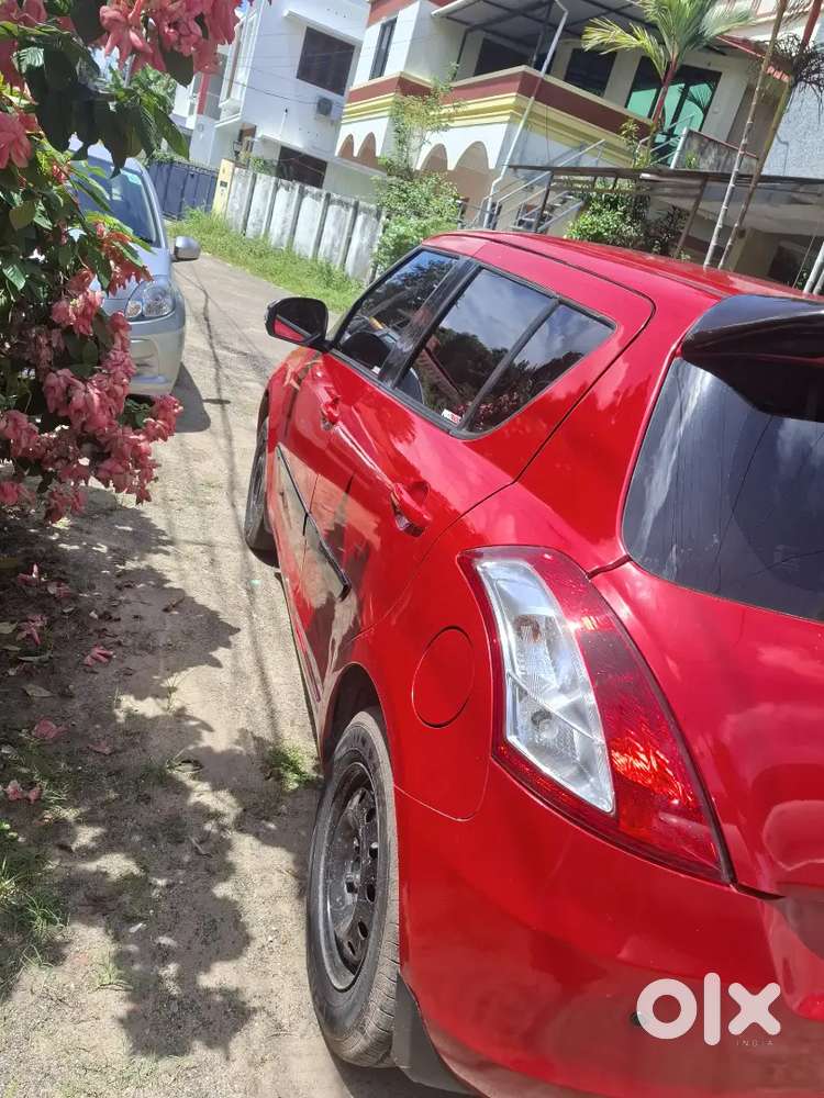 Maruti Suzuki Swift 2016