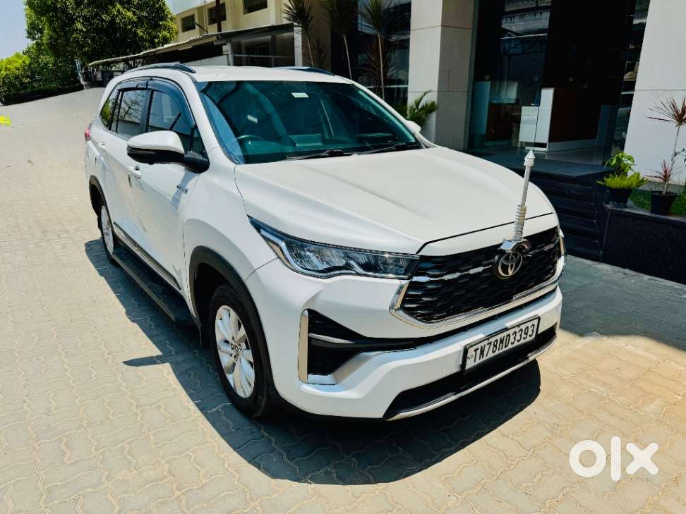 Toyota Innova Hycross 2.0 Vx (o) Hybrid 8 Str, 2023, Cng & Hybrids